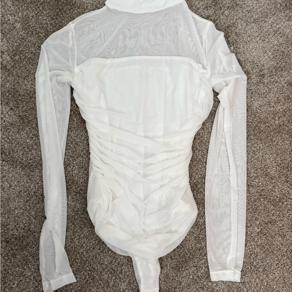 Elegant White Long Sleeve Bodysuit